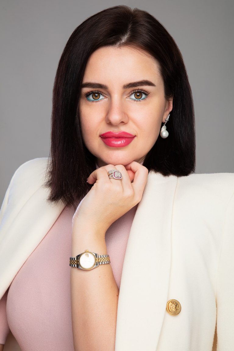 Andreea Paval — Licensed Trichologist Dubai